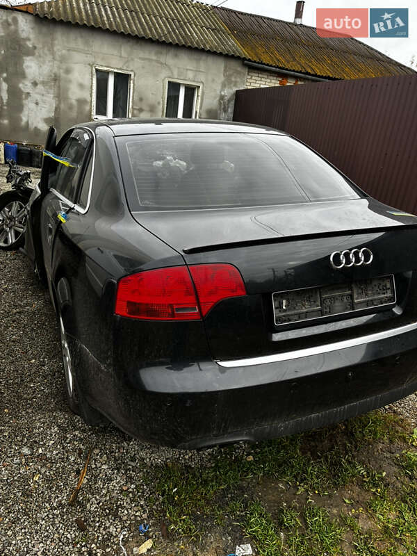 Седан Audi A4 2006 в Глухове