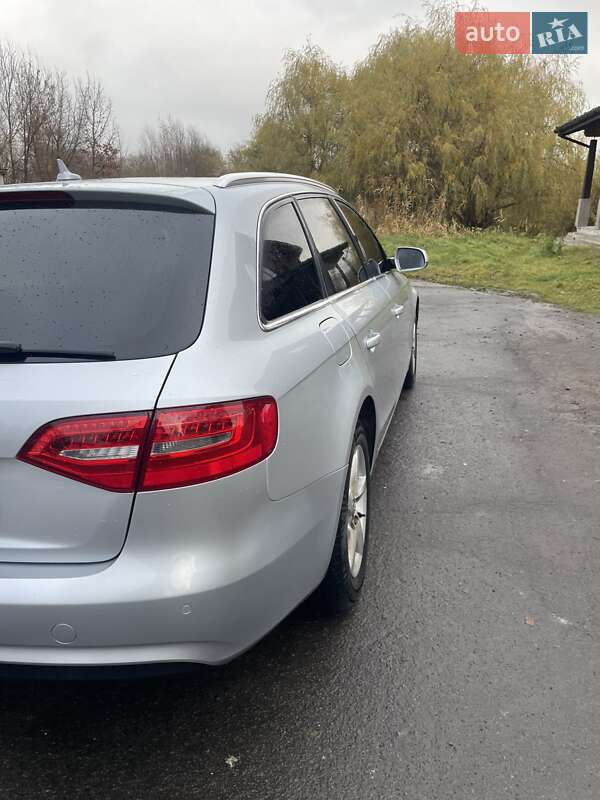 Універсал Audi A4 2013 в Дубні