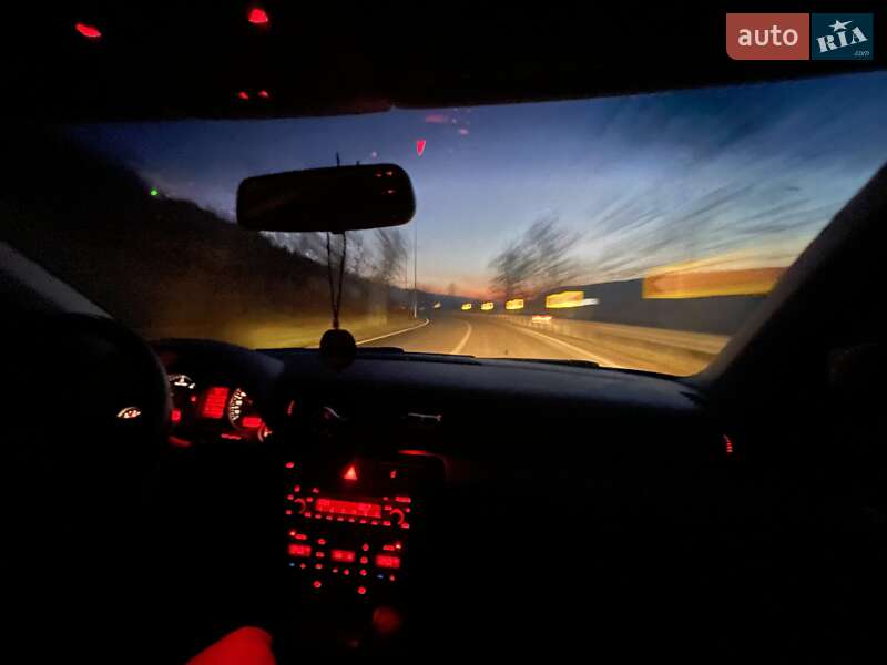 Універсал Audi A4 2005 в Ямполі