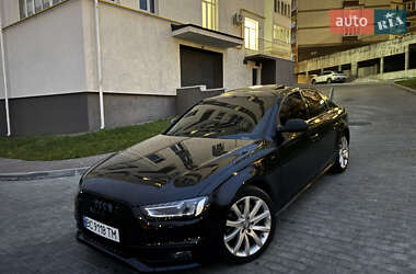 Седан Audi A4 2013 в Львові