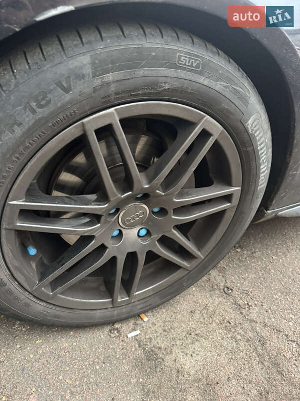 Седан Audi A4 2011 в Киеве