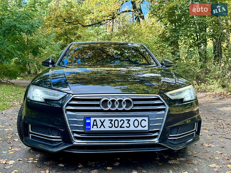 Седан Audi A4 2017 в Киеве