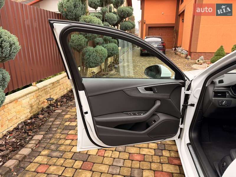 Седан Audi A4 2017 в Мукачевому фото 36 Седан Audi A4 2017 в Мукачевому