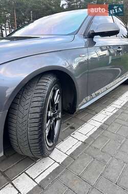 Седан Audi A4 2014 в Виннице