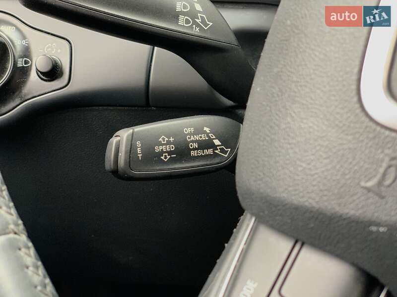 Седан Audi A4 2014 в Бердичеві