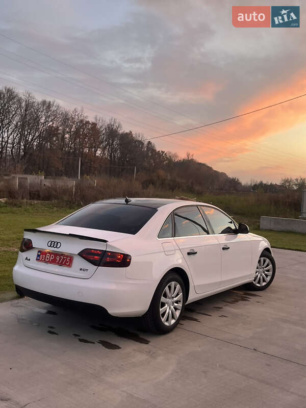 Седан Audi A4 2009 в Луцке