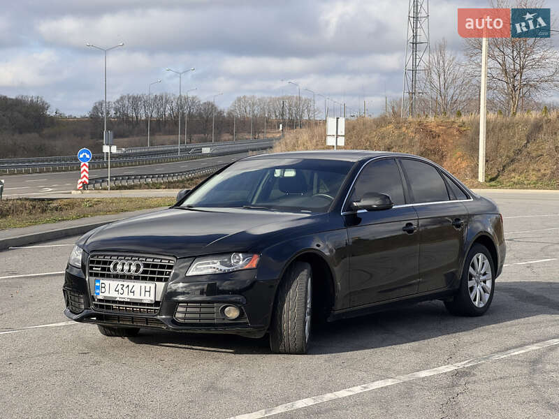 Седан Audi A4 2012 в Полтаві