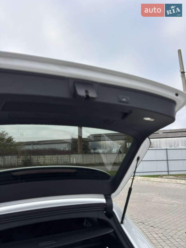 Универсал Audi A4 2018 в Мукачево