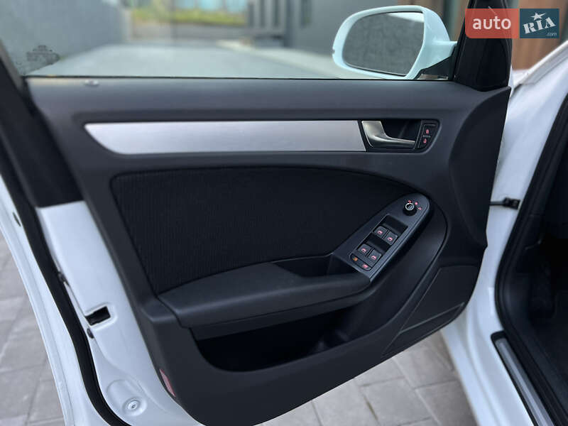 Універсал Audi A4 2010 в Луцьку