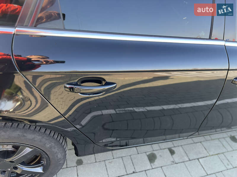 Седан Audi A4 2012 в Хмельницькому