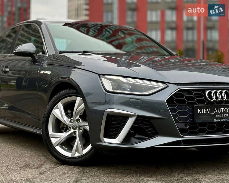 Седан Audi A4 2020 в Києві