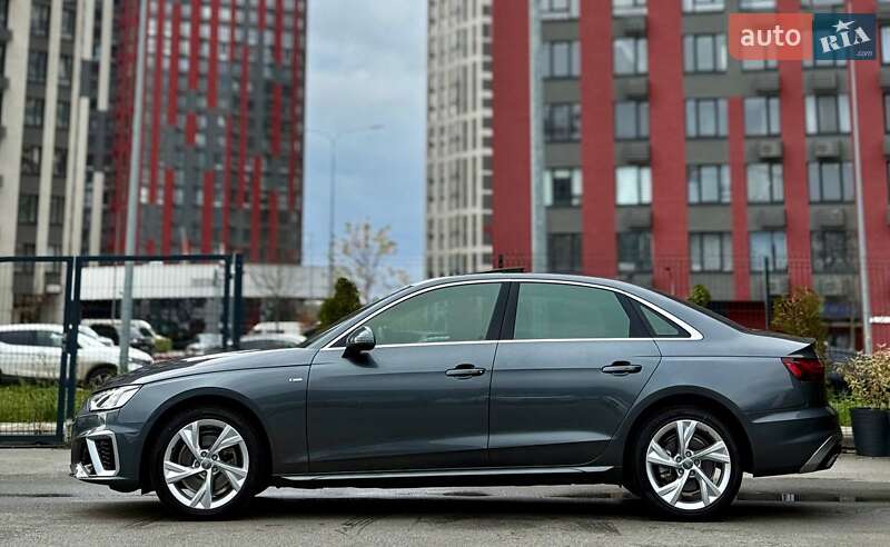 Седан Audi A4 2020 в Києві