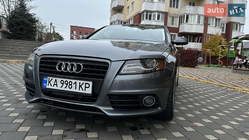 Седан Audi A4 2012 в Гостомелі
