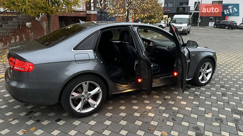 Седан Audi A4 2012 в Гостомелі