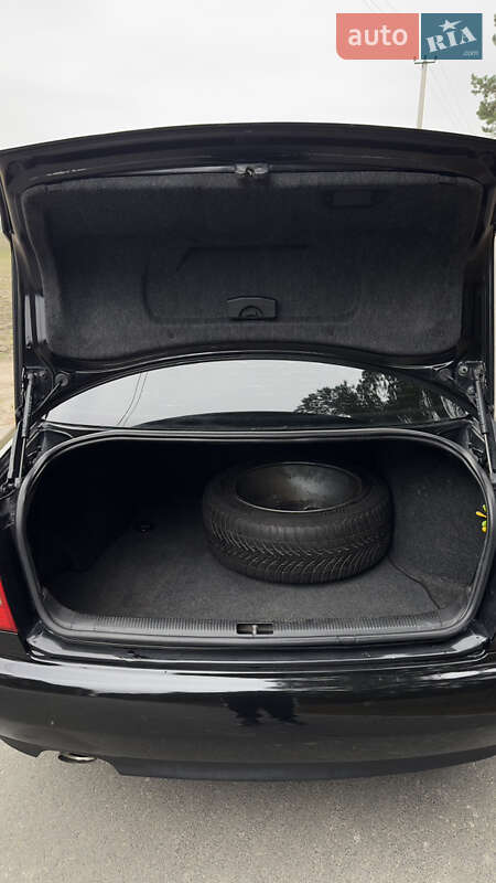 Седан Audi A4 1996 в Бородянці