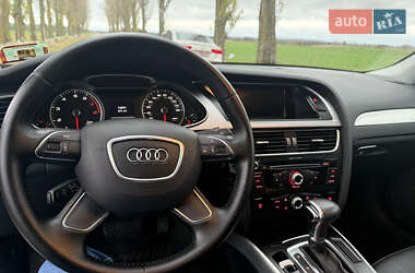 Седан Audi A4 2014 в Луцке