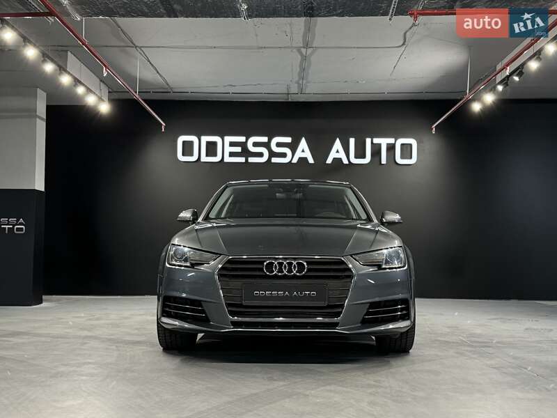 Седан Audi A4 2017 в Одесі