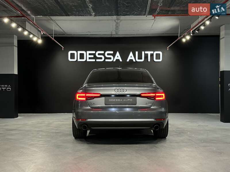 Седан Audi A4 2017 в Одесі