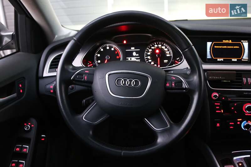 Седан Audi A4 2014 в Києві фото 15 Седан Audi A4 2014 в Києві