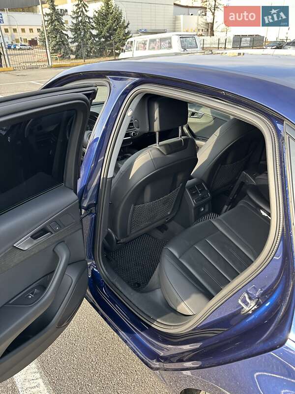 Седан Audi A4 2019 в Києві