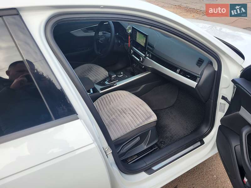 Седан Audi A4 2018 в Киеве фото 4 Седан Audi A4 2018 в Киеве