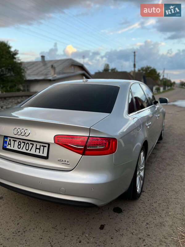 Седан Audi A4 2013 в Городенке