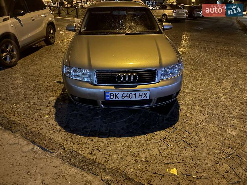 Универсал Audi A4 2004 в Ужгороде фото 7 Универсал Audi A4 2004 в Ужгороде