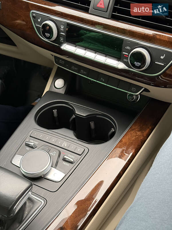 Седан Audi A4 2018 в Києві