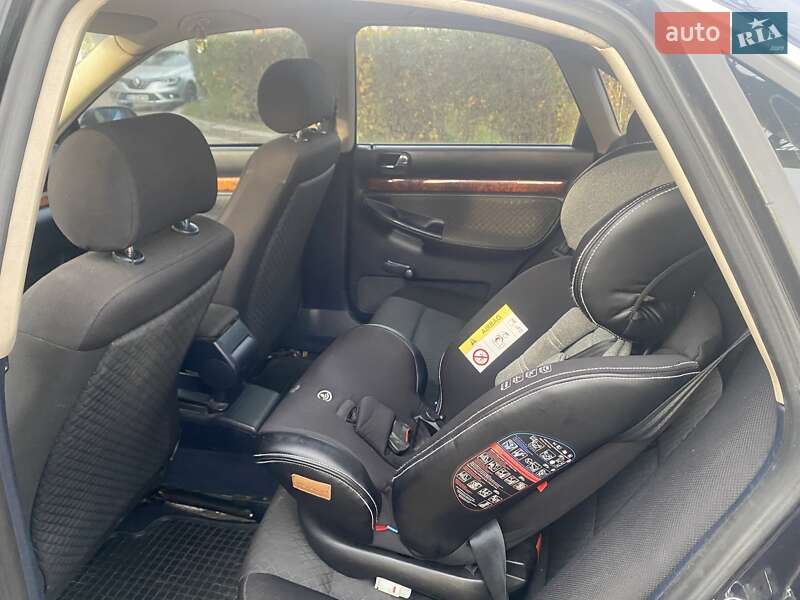 Седан Audi A4 1999 в Бориславе