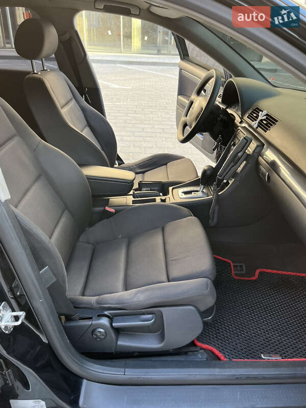 Универсал Audi A4 2003 в Ровно