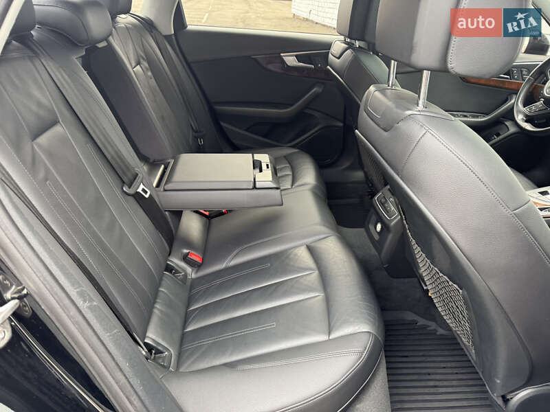 Седан Audi A4 2016 в Києві