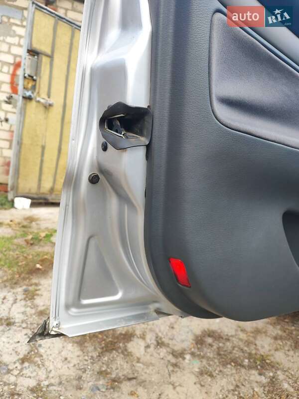 Седан Audi A4 1999 в Павлограді