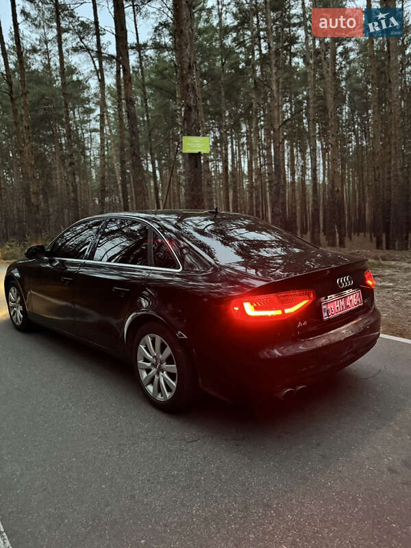 Седан Audi A4 2013 в Решетилівці