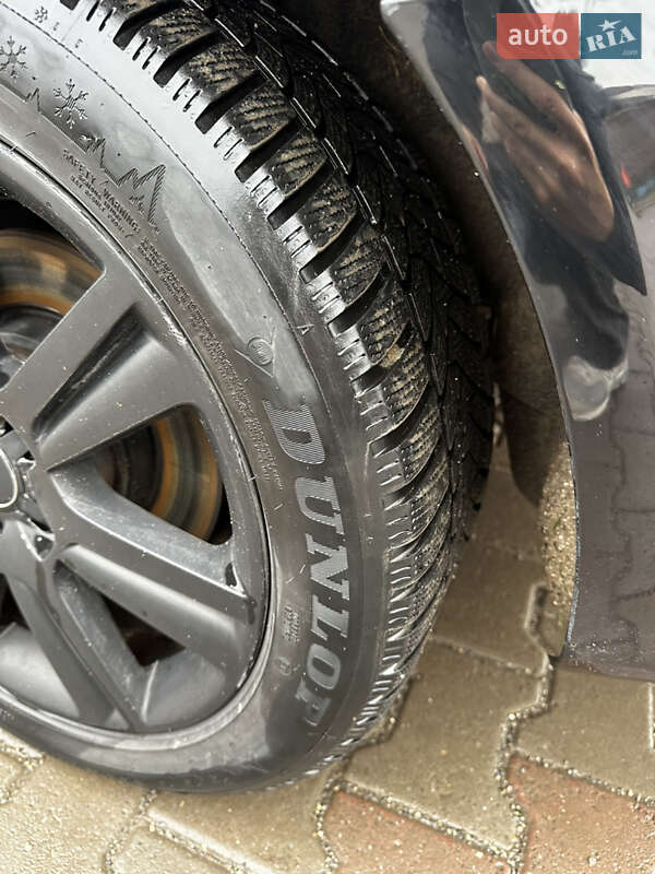 Седан Audi A4 2011 в Дунаївцях