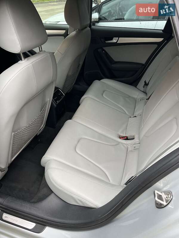 Універсал Audi A4 2012 в Києві