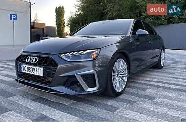 Седан Audi A4 2019 в Львові