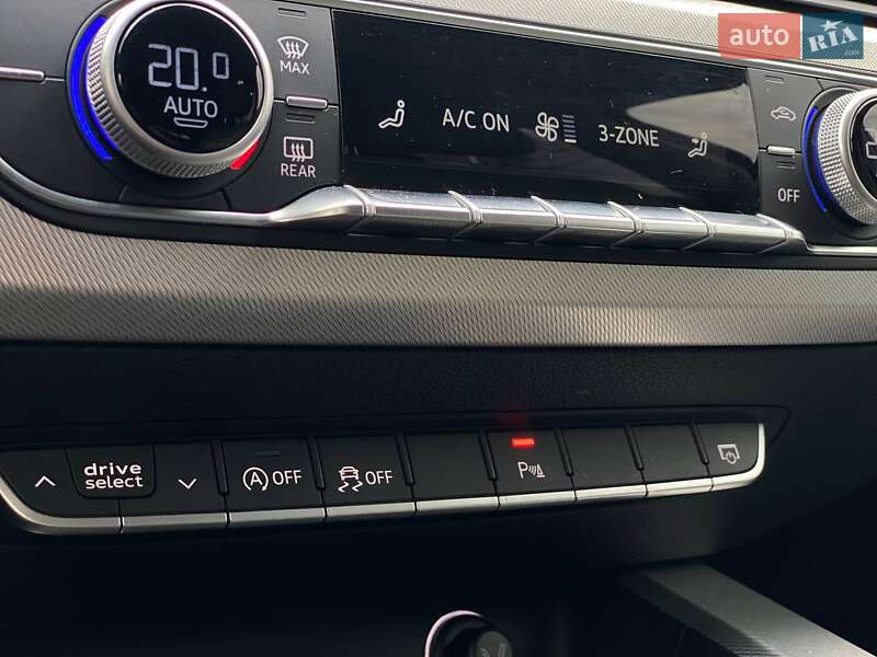 Универсал Audi A4 2018 в Киеве