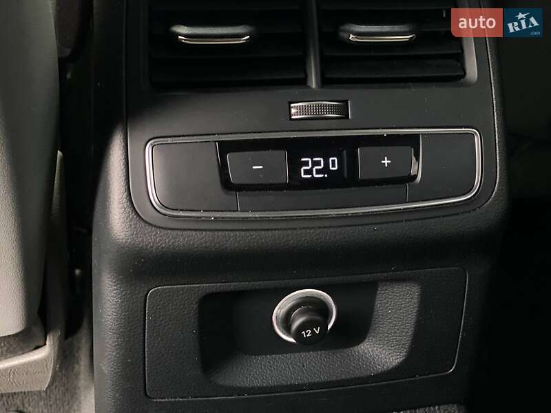 Универсал Audi A4 2018 в Киеве