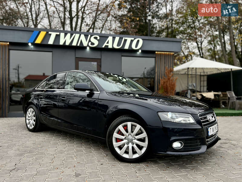 Седан Audi A4 2010 в Одессе