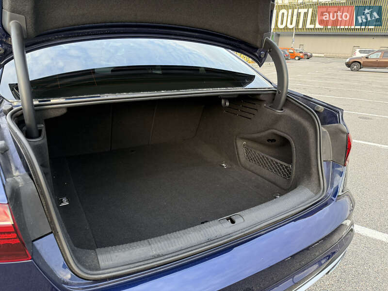 Седан Audi A4 2020 в Києві фото 30 Седан Audi A4 2020 в Києві