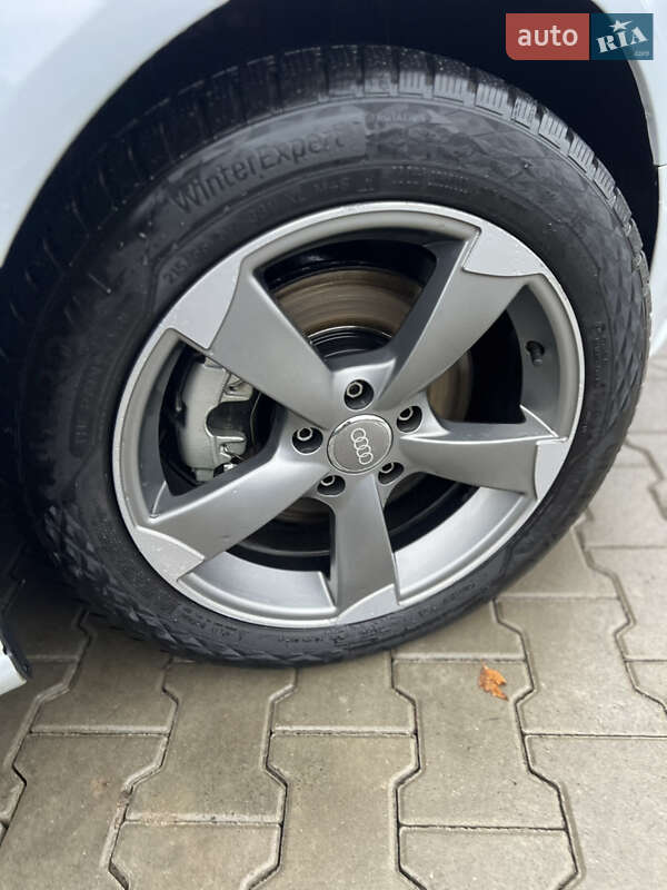 Универсал Audi A4 2013 в Луцке