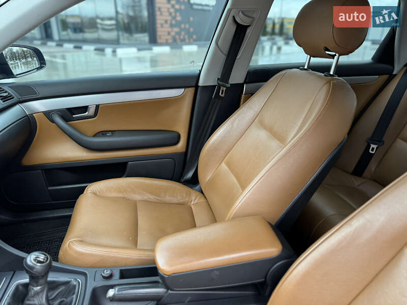Седан Audi A4 2005 в Звягеле