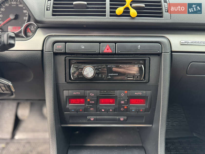 Седан Audi A4 2005 в Звягеле