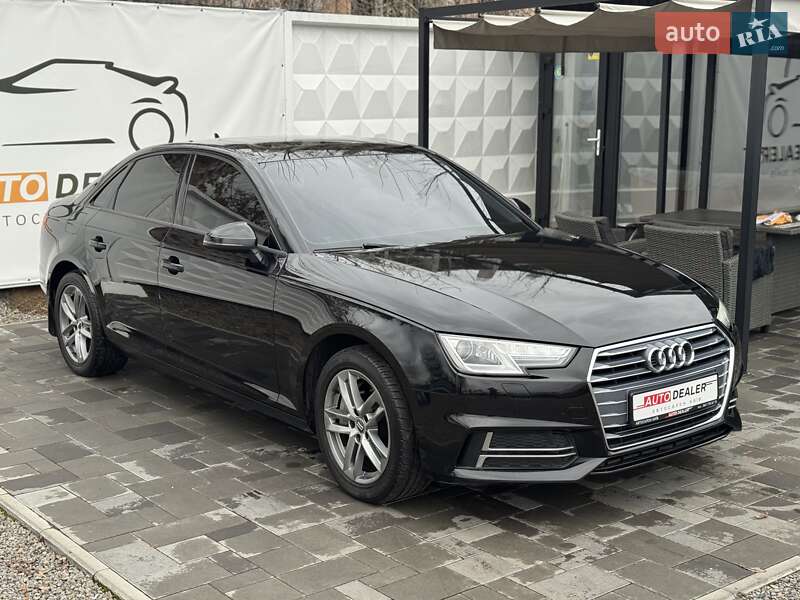 Седан Audi A4 2017 в Києві