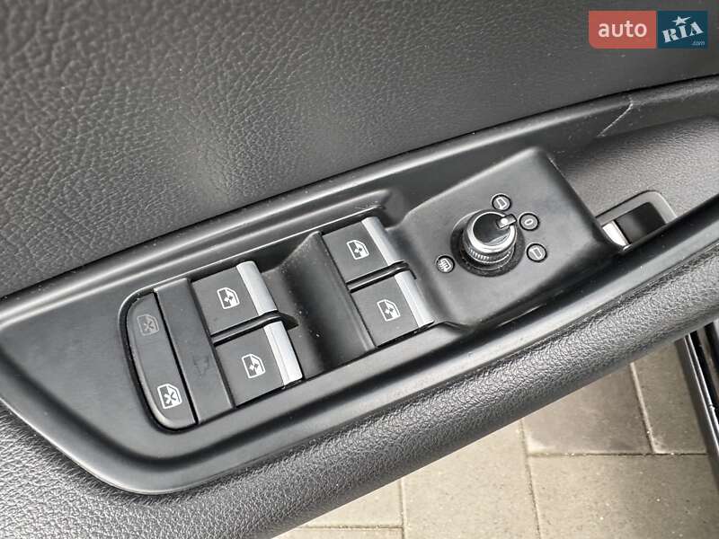 Седан Audi A4 2017 в Києві