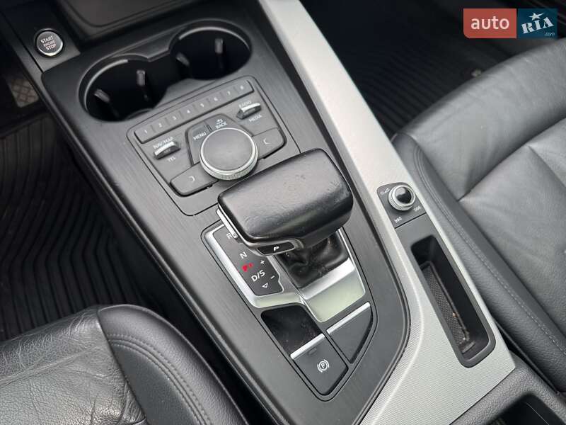 Седан Audi A4 2017 в Києві