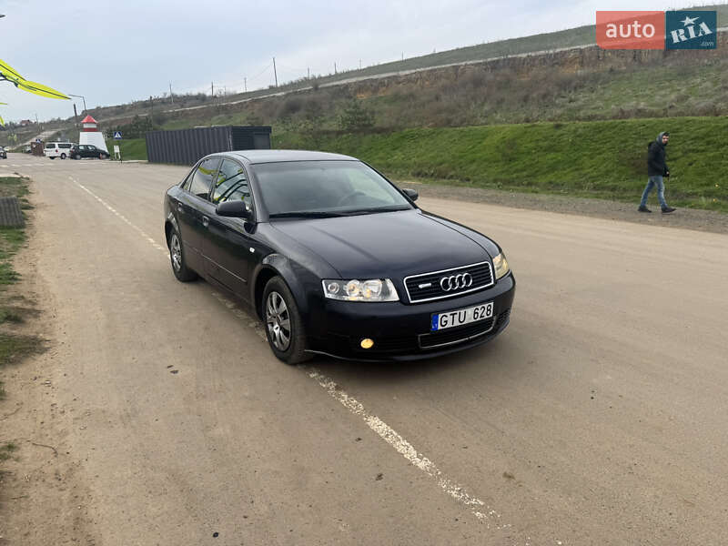 Седан Audi A4 2002 в Южному фото 6 Седан Audi A4 2002 в Южному
