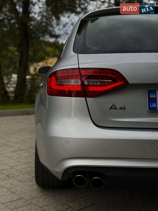 Универсал Audi A4 2012 в Новояворовске