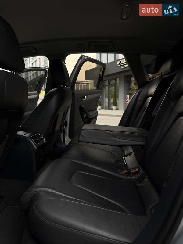 Универсал Audi A4 2012 в Новояворовске