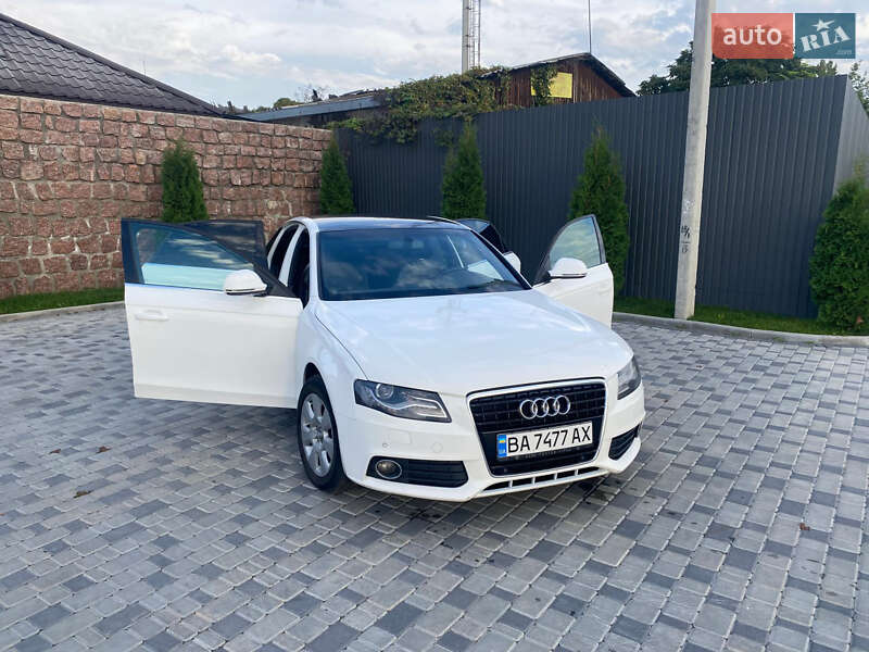 Седан Audi A4 2008 в Кропивницком